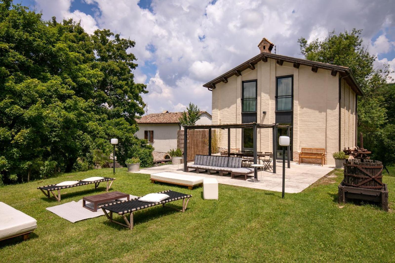 Agriturismo Il Fienile Di Ca Battista 卡利 外观 照片