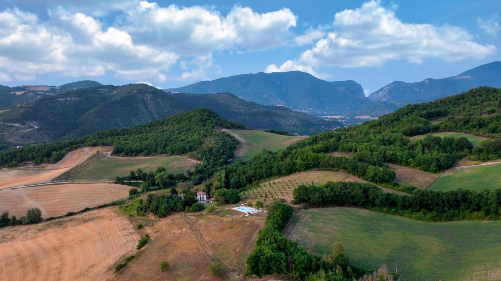 Agriturismo Il Fienile Di Ca Battista 卡利 外观 照片