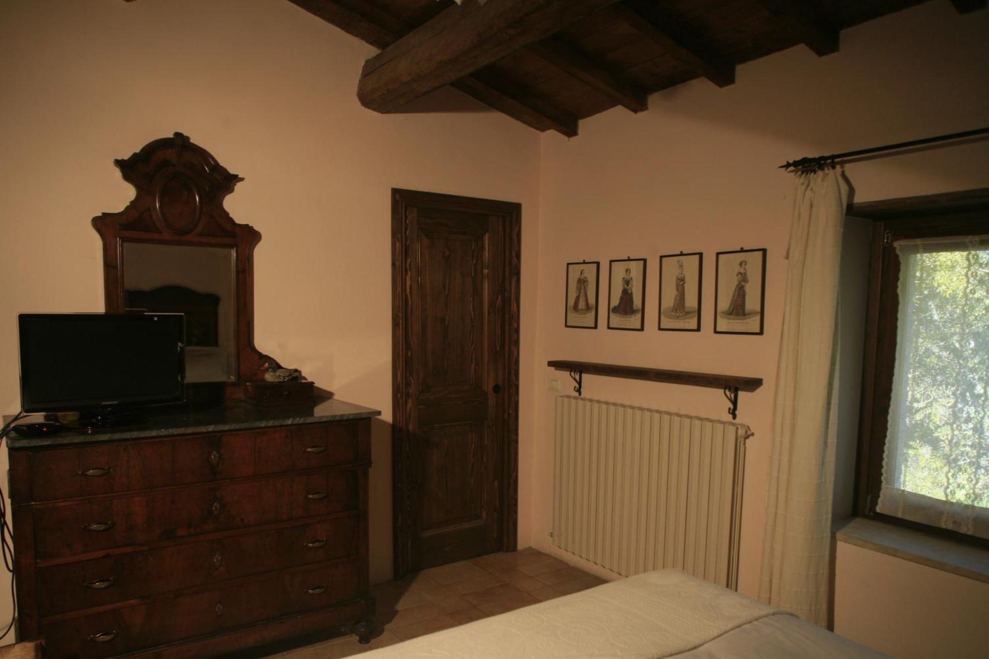 Agriturismo Il Fienile Di Ca Battista 卡利 客房 照片