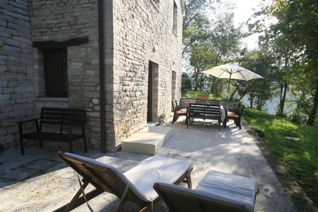 Agriturismo Il Fienile Di Ca Battista 卡利 外观 照片