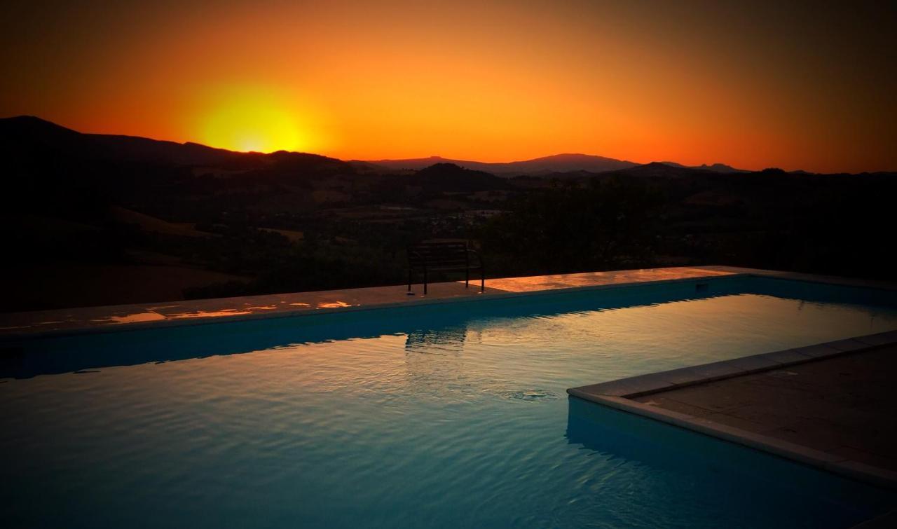 Agriturismo Il Fienile Di Ca Battista 卡利 外观 照片